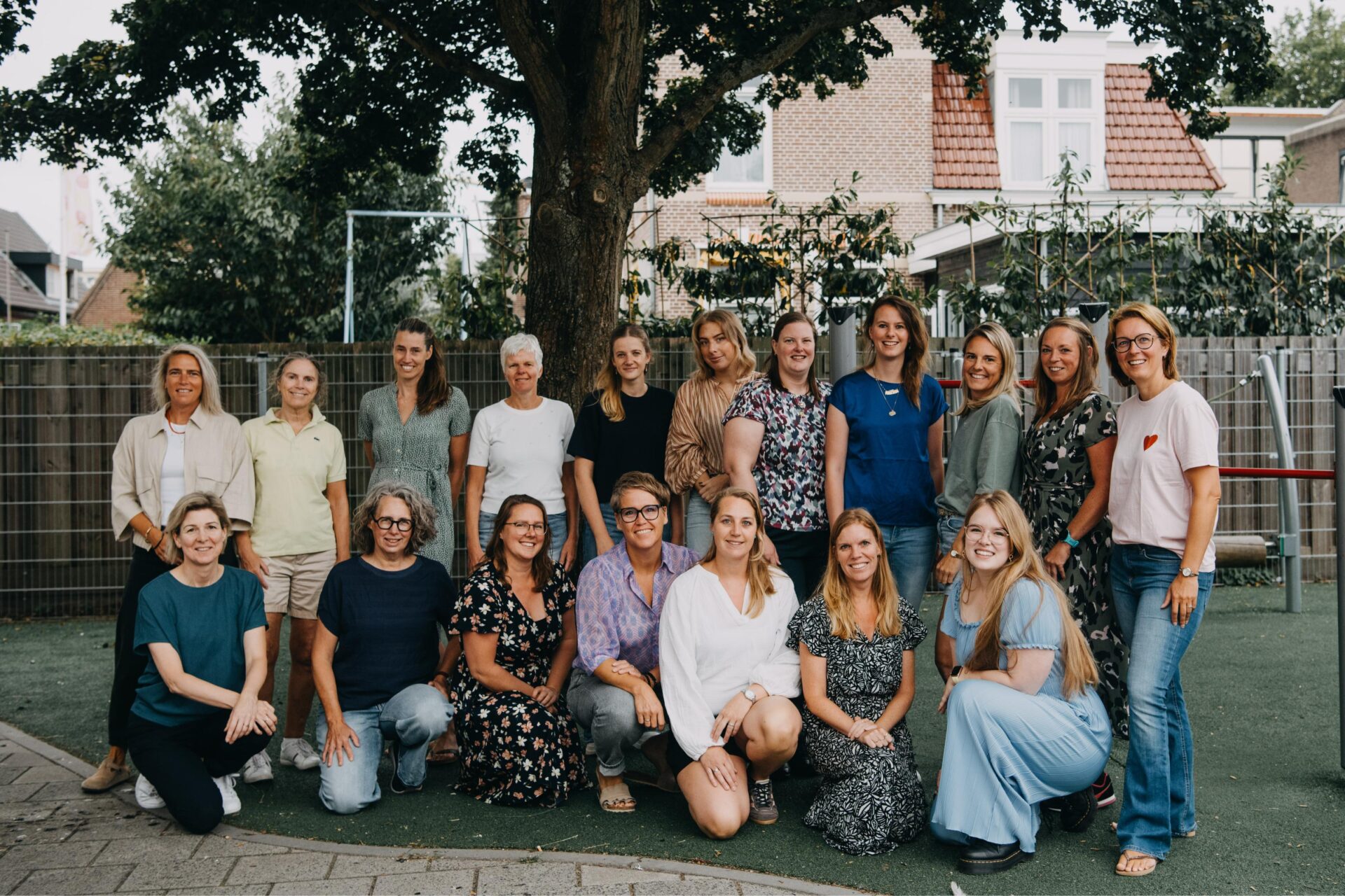 Teamfoto 2025-2026 obs Samen Een - Teamfoto 22-23